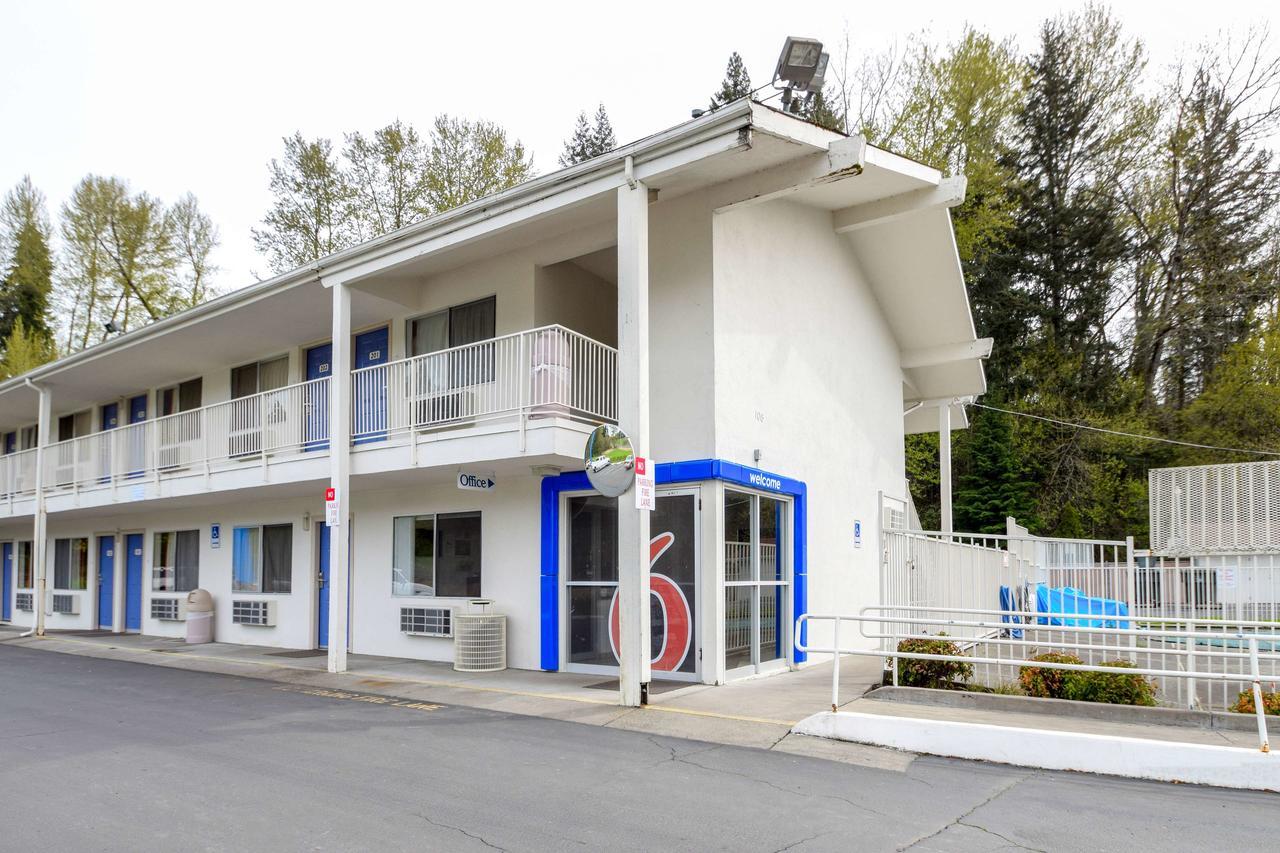 Motel 6-Kelso, Wa - Mt. St. Helens Luaran gambar