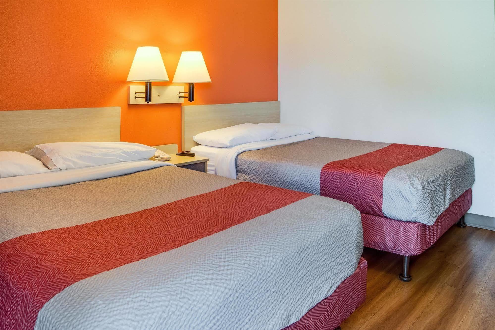 Motel 6-Kelso, Wa - Mt. St. Helens Luaran gambar